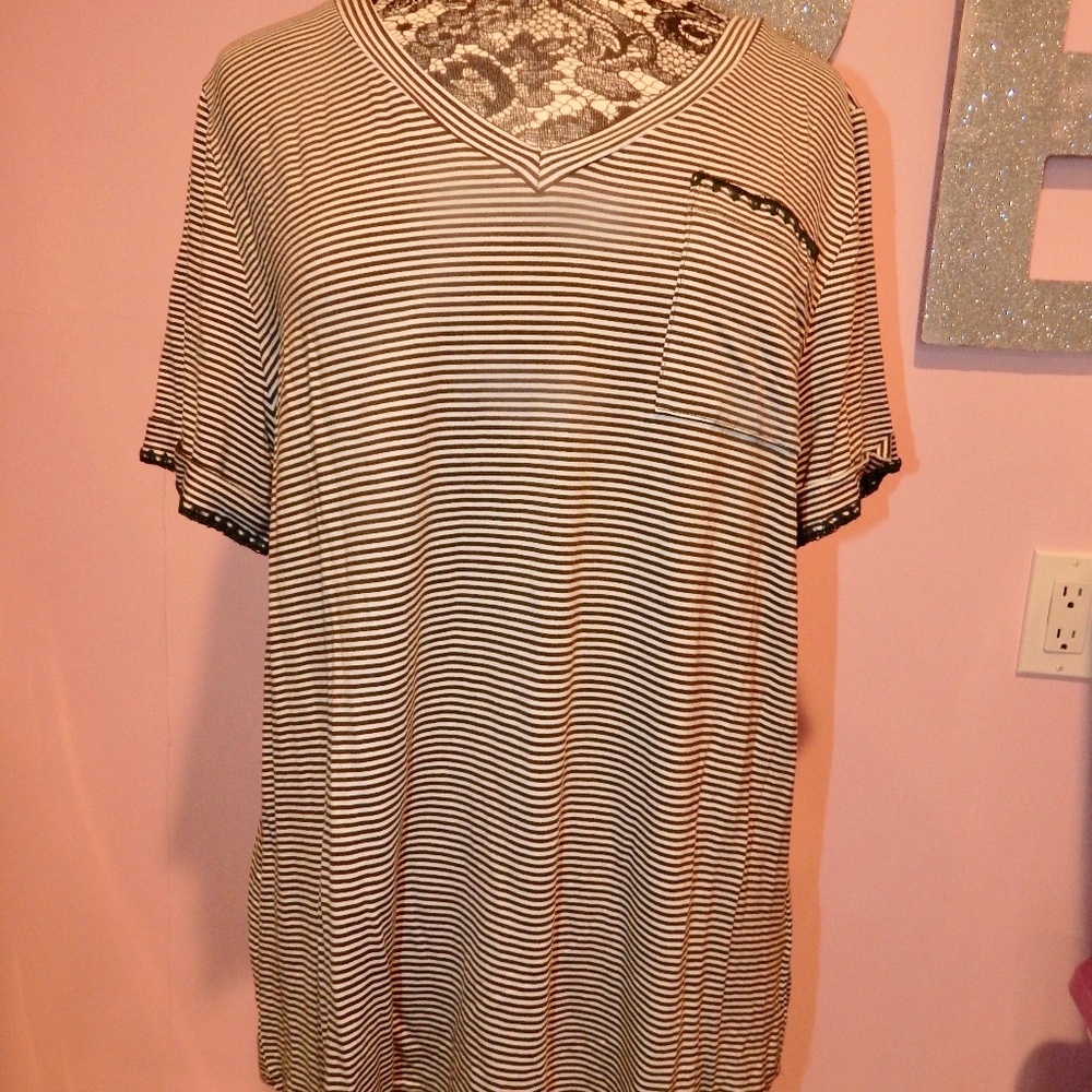 Skies Are Blue Green And White Striped Top Size 1X